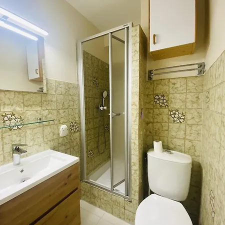 Avec Clim Et Parking - 4 Pers. - Fr-1-874-99 Apartment Le Grau-du-Roi
